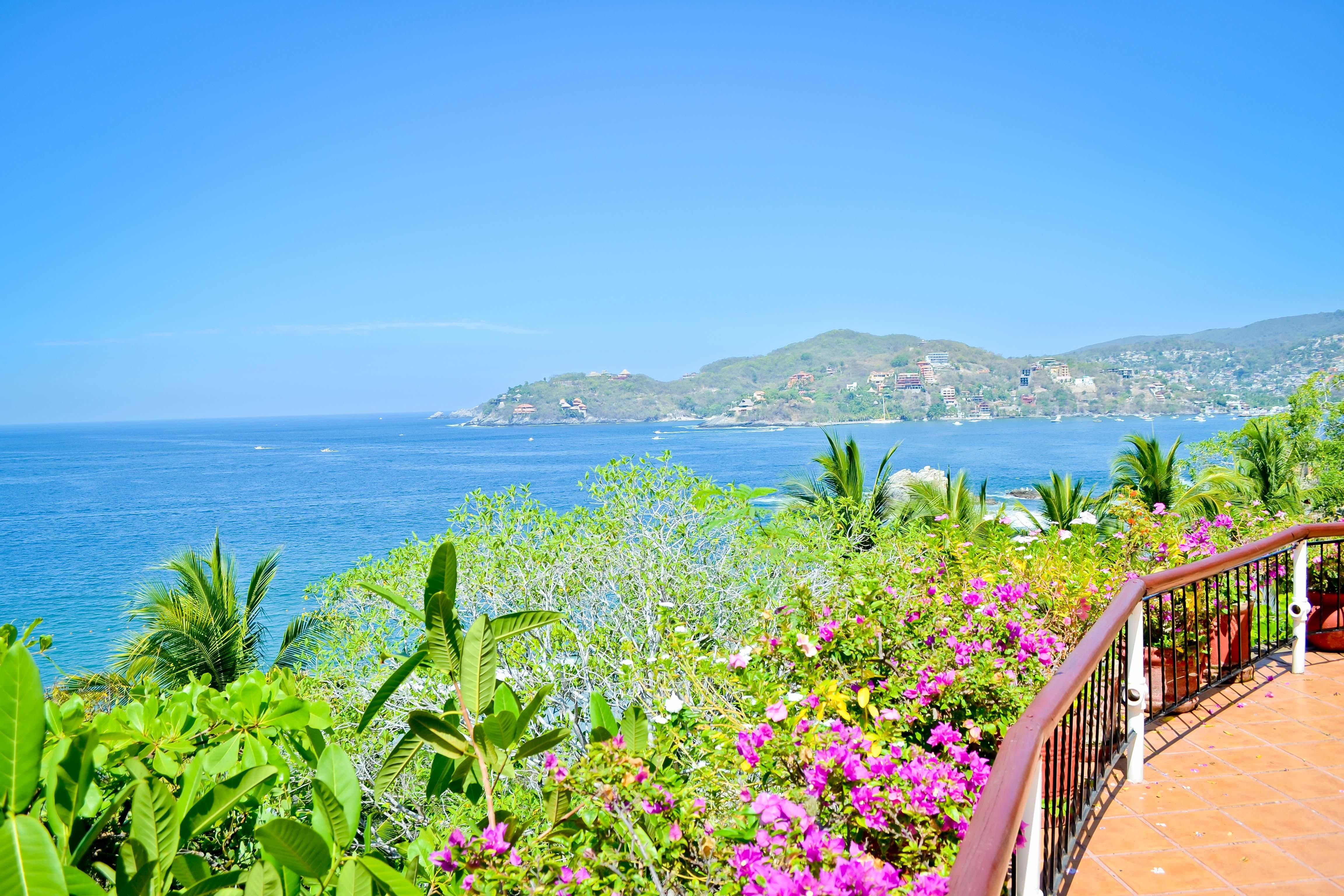 Hotel Catalina Beach Resort Zihuatanejo Esterno foto