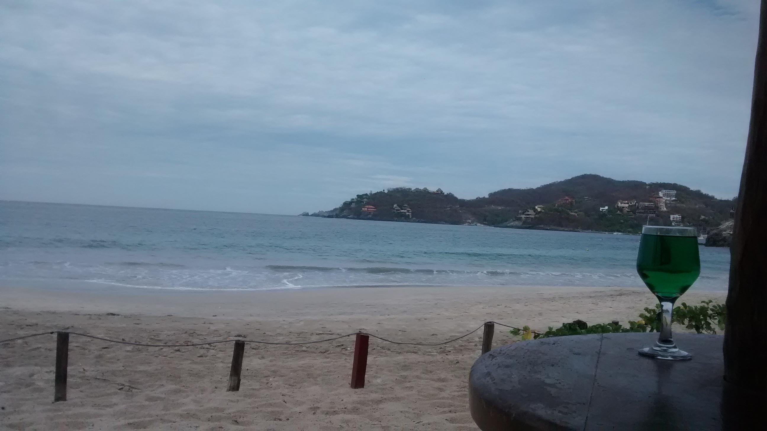 Hotel Catalina Beach Resort Zihuatanejo Esterno foto
